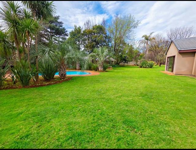 5 BEDROOM HOUSE FOR SALE IN THREE RIVERS PROPER
